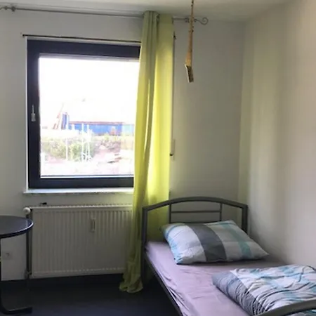 Apart Wohnraum Holzhandel *