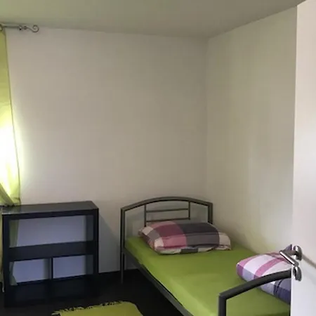 Apart Wohnraum Holzhandel *